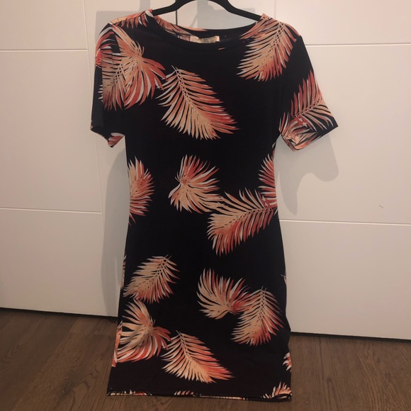 Forever 21 Bodycon Dress - Picture 2 of 3